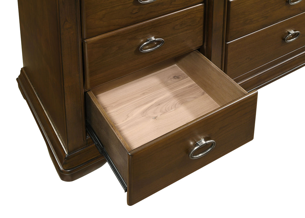 Garland Dresser