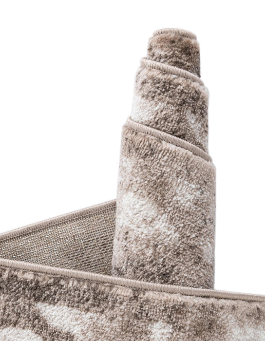 Unique Loom Sofia Collection Area Rug - Larvotto