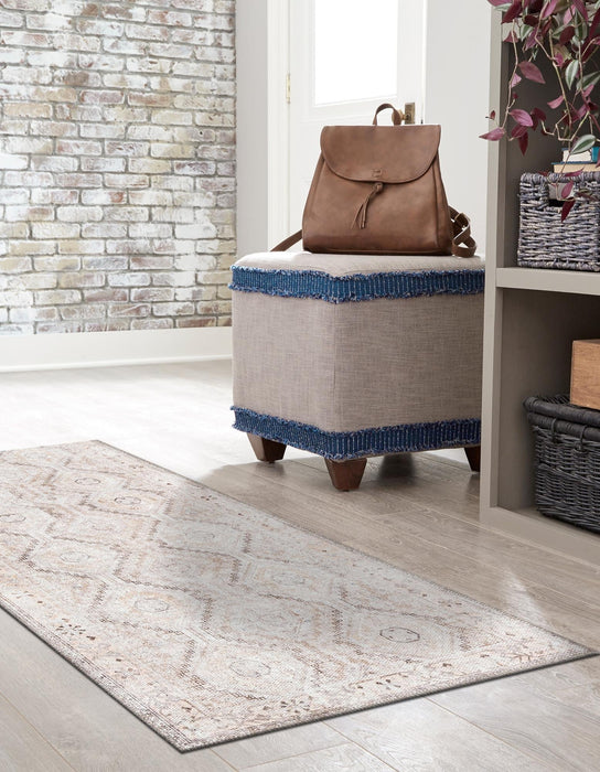 Unique Loom Yara Collection Area Rug - Karan