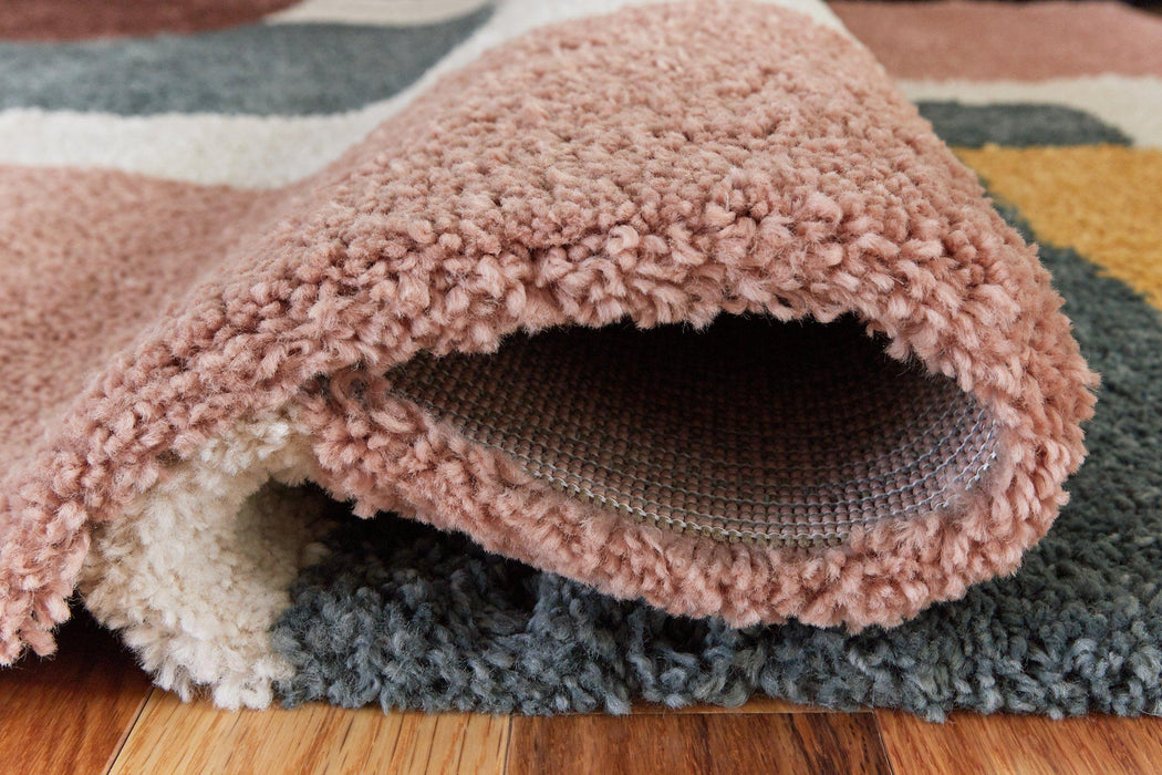 Flynnwick 8' x 10' Rug
